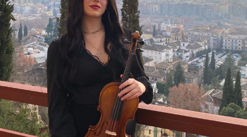 Lucía Fernández Martínez FINALISTA en la XXVI Edición del Concurso “Entre Cuerdas y Metales” de Cartagena, y seleccionada por la Joven Orquesta Sinfónica de Granada